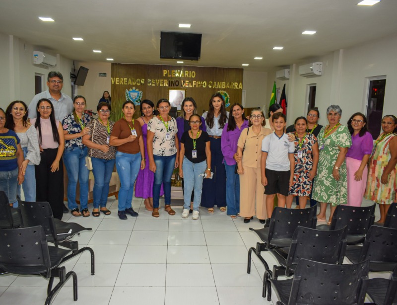 Prefeitura de S�o Mamede realiza entrega de Carteiras de Identifica��o para Pessoas com Fibromialgia